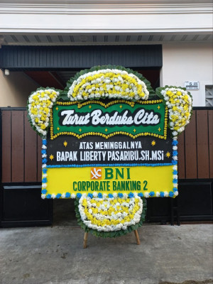 Papan Bunga Duka di Naga Huta